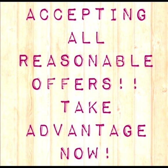 CLOSET CLEAR OUT - Picture 1 of 1